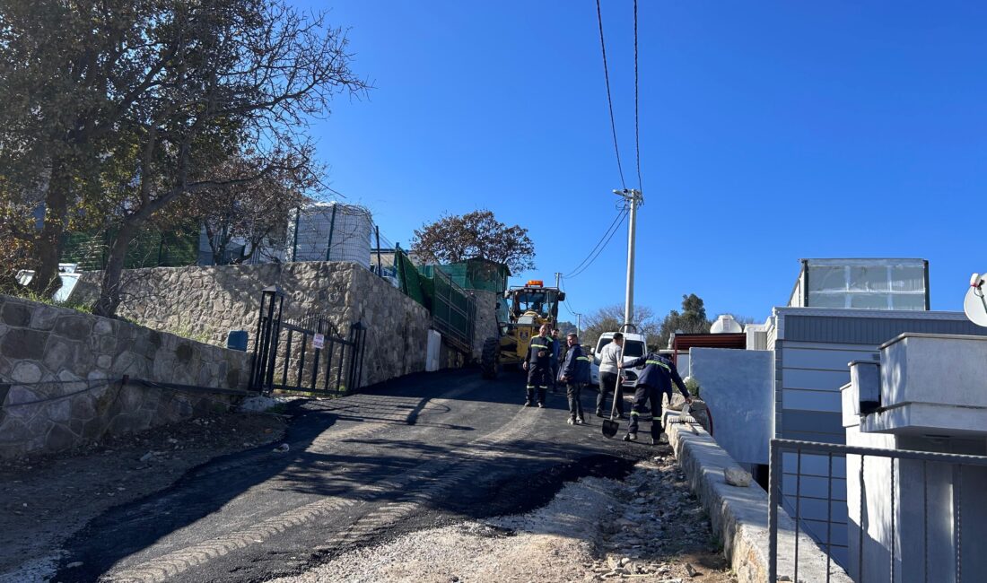 Yakaköy’deki Yollar Düzeltiliyor: Bodrum Haberler’in Haberine Belediye Yanıt Verdi Bodrum Haberler olarak gündeme taşıdığımız "Yakaköy Mahallesi'nde Çöken Yollar" başlıklı