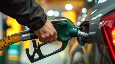 16 Ocak'tan itibaren motorin ve benzin fiyatlarına sırasıyla 2,34 TL