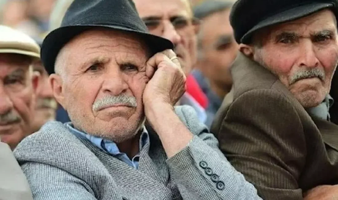 Emeklilerin maaşlarında yapılacak yeni düzenlemeler için hesaplama detayları belli oldu.