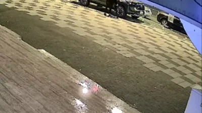 Muğla’nın Yatağan ilçesinde 52 yaşındaki Fatma D., elindeki bıçakla park