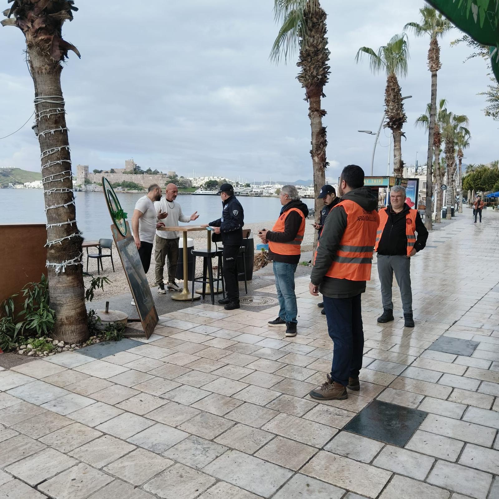 AFAD Bodrum Gönüllüleri, ilçe genelinde tsunami, volkanik patlamalar ve depreme