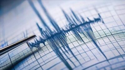  Ege Denizi'nde deprem fırtınası yaşanıyor. Santorini açıklarında meydana gelen