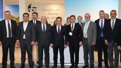 Muğla Büyükşehir Belediye Başkanı Ahmet Aras ve Antalya Büyükşehir Belediye