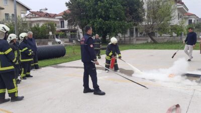 Muğla Büyükşehir Belediyesi, il genelinde başlattığı gönüllü itfaiyecilik eğitimleriyle afetlere
