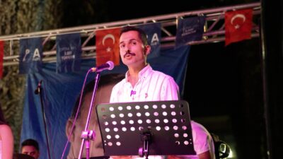 Anahtar Parti Bodrum İlçe Teşkilatı, Yalıkavak Atatürk Meydanı'nda gerçekleştirdiği Gençlik