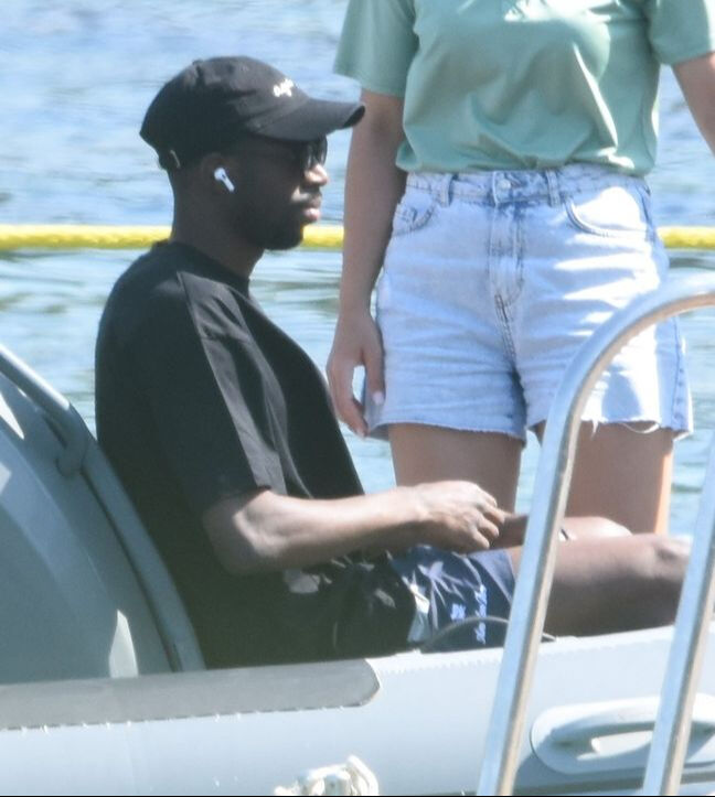 Özel jetle geldi, 150 bin dolarlık tatil yaptı
Fransa Ligue 1