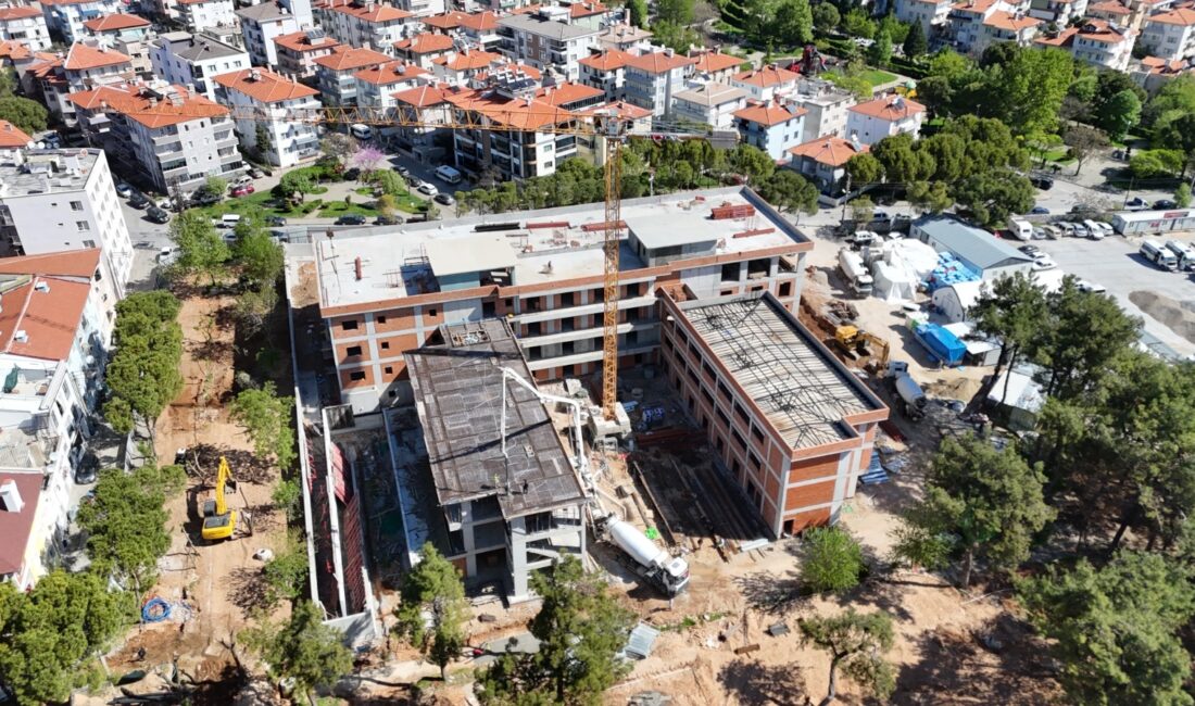 Muğla Büyükşehir Belediyesi, Menteşe ilçesinde bulunan ve depreme dayanıksız olduğu