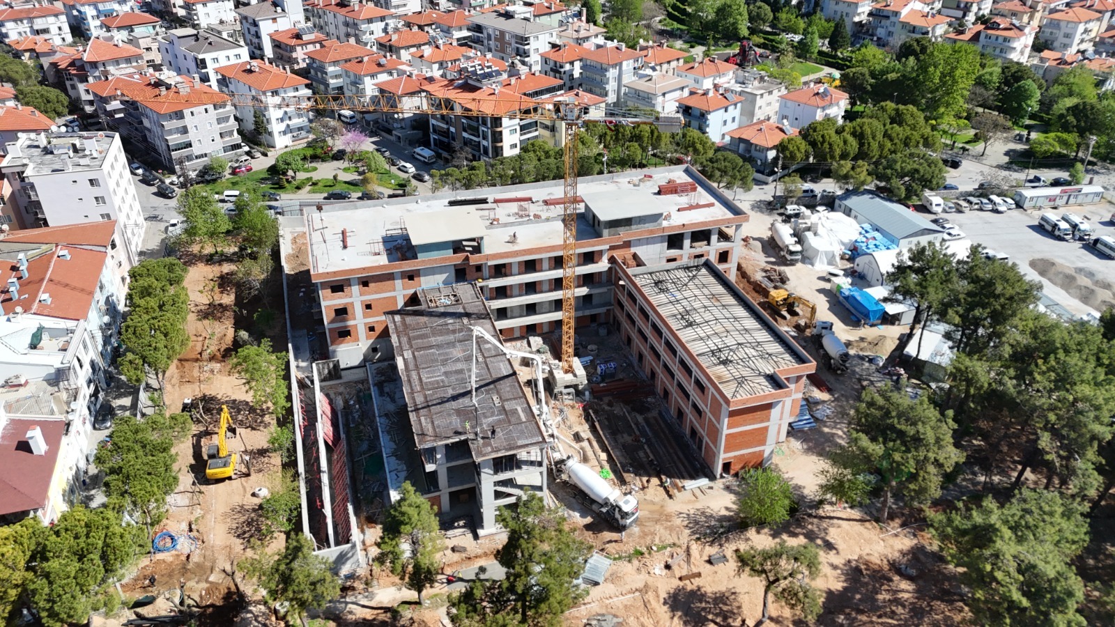 Muğla Büyükşehir Belediyesi, Menteşe ilçesinde bulunan ve depreme dayanıksız olduğu