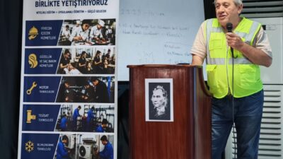 Devlet terbiyesiyle yetişen, kamudan emekli olduktan sonra yılların tecrübesini özel