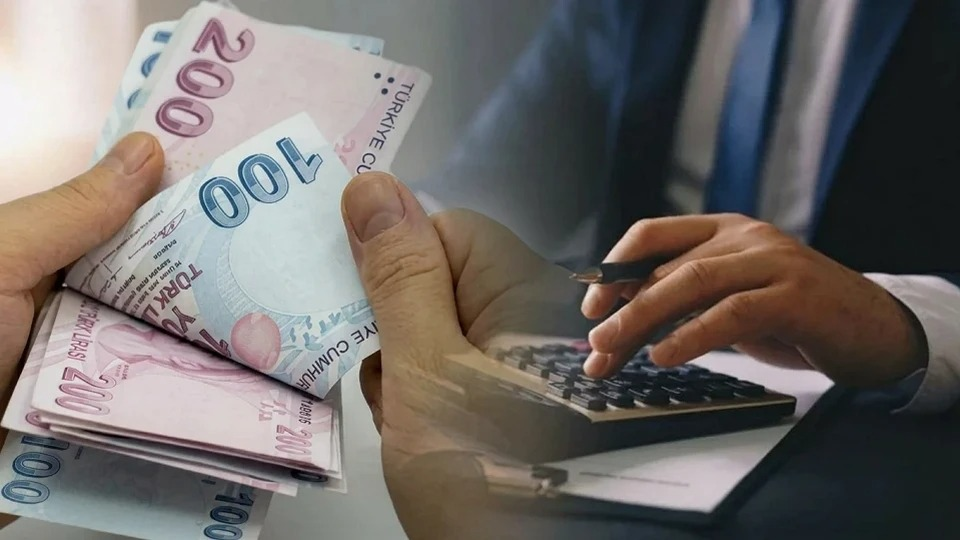 Milyonlarca emekliyi ilgilendiren en düşük emekli maaşı düzenlemesinde önemli bir