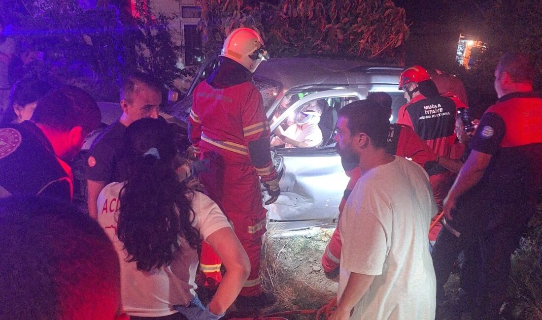 Emecik Mahallesi'nde iki aracın karıştığı trafik kazasında bir kişi Peugeot