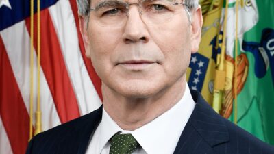 ABD Hazine Bakanı Scott Bessent, İran'a karşı 'ekonomik D-Günü' ilan