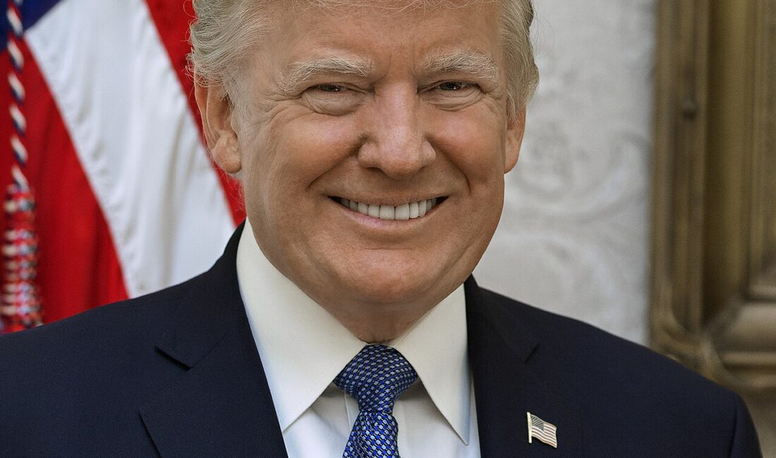 Yüksek Mahkeme, Trump'ın oy pusulası düzenlemelerini askıya aldı.