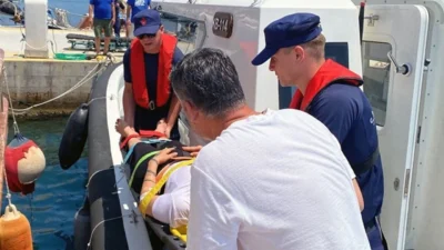 Sahil Güvenlik, Bodrum Torba açıklarında rahatsızlanan bir kişiyi kurtardı.