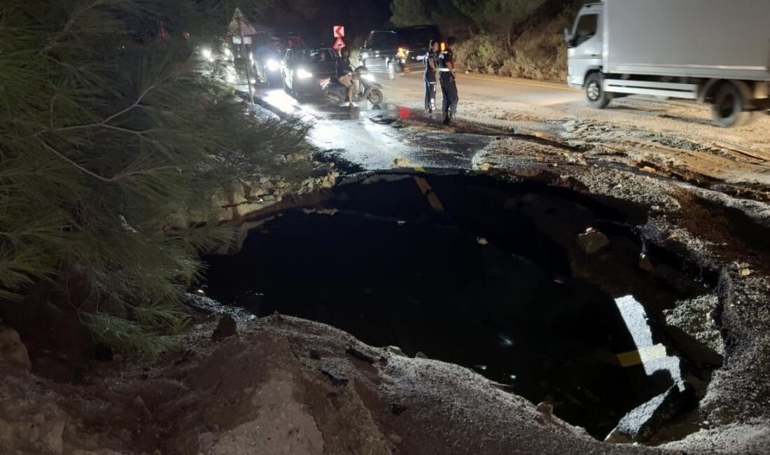 Bodrum’da Su İsale Hattı Patladı Torba-Gölköy yolundaki ana su isale hattında meydana gelen patlama, bölgedeki