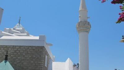 Bodrum Belediyesi, Turgutreis'te evlendirme işlemleri için yeni bir hizmet sunuyor.